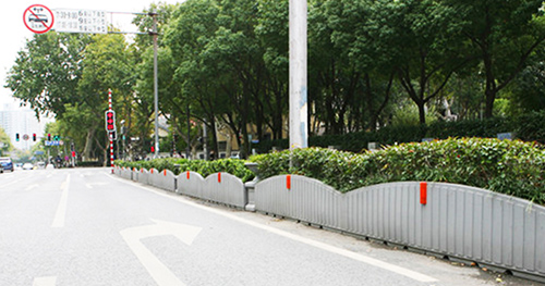 ���Ͻ���